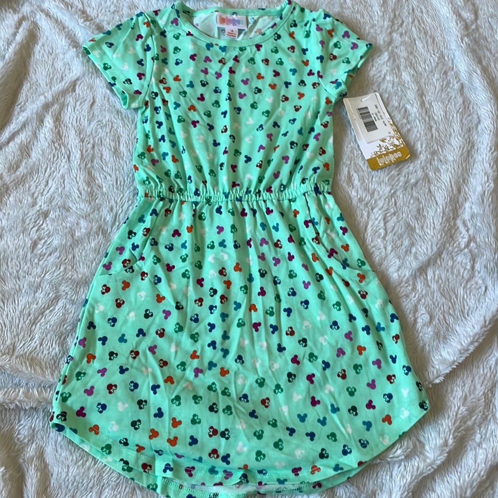 NWT. Disney for LuLaRoe. Mae size 4